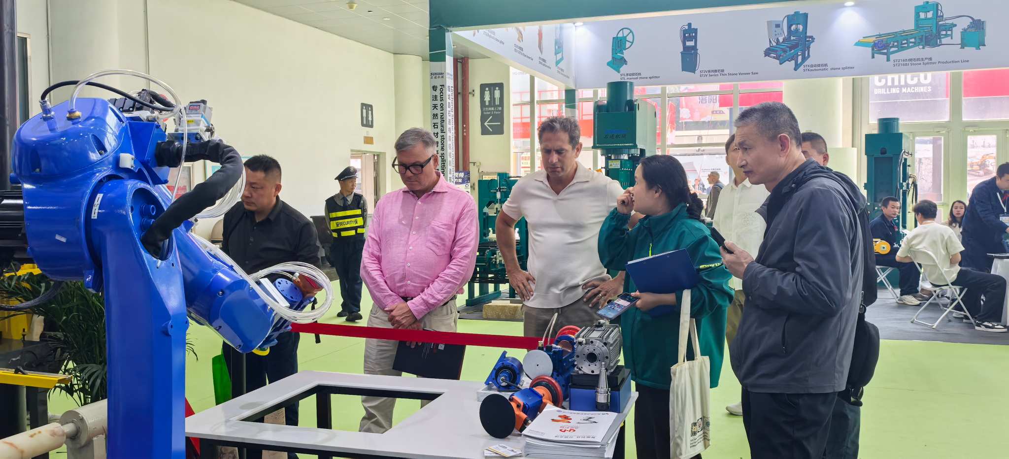 Repere ale Xiamen Anyth Mechanical Equipment la Târgul Internațional de Piatră Xiamen